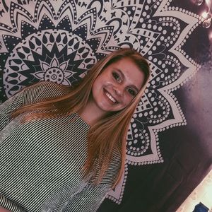 Meet your Posher, Kiersten